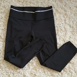 Athleta 20" Lightweight - Like New!